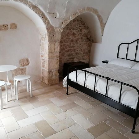 Elda Guest House Ostuni Bagian luar foto
