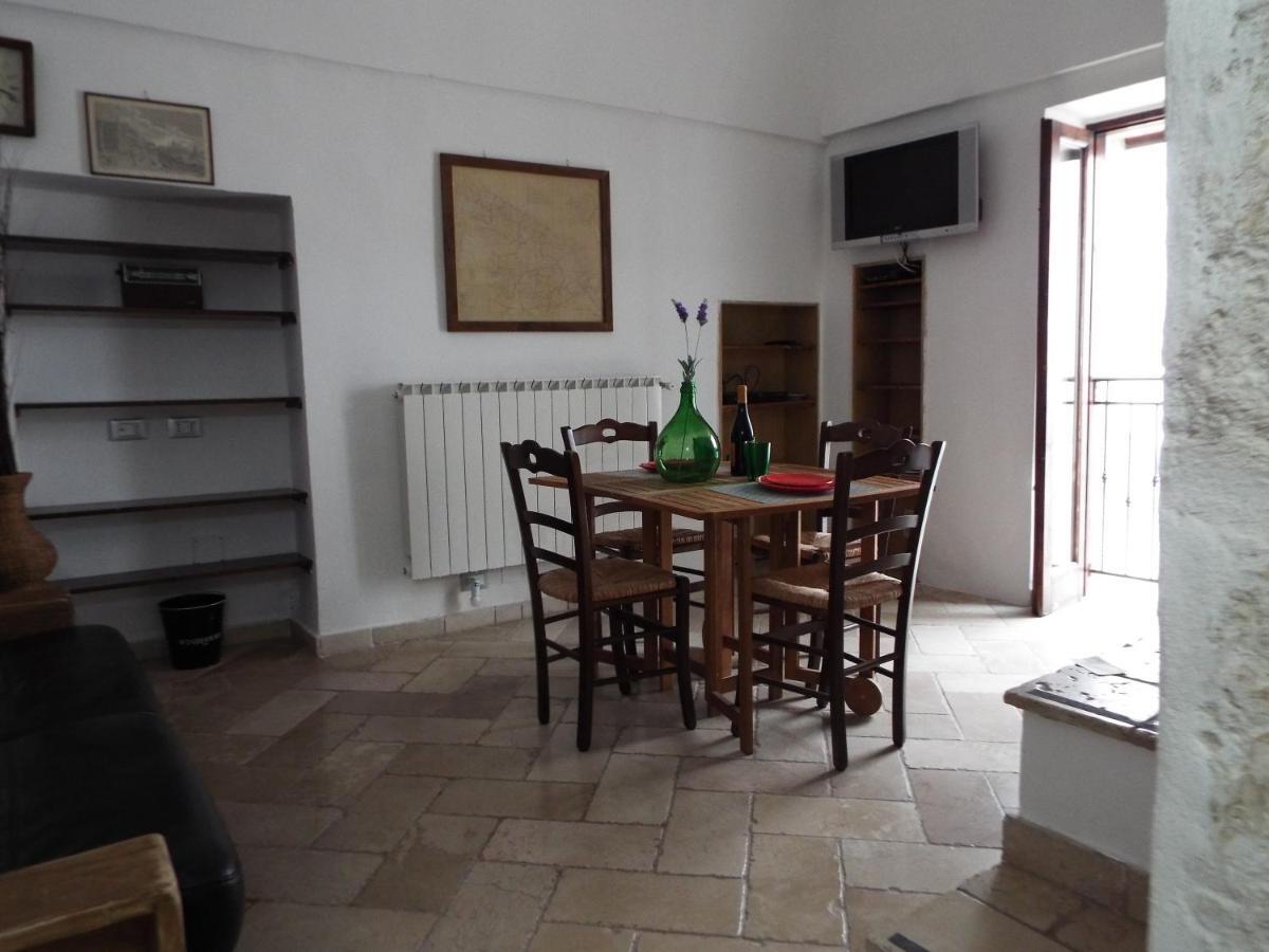 Elda Guest House Ostuni Bagian luar foto