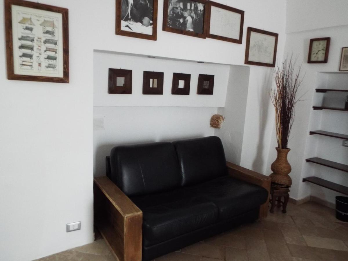 Elda Guest House Ostuni Bagian luar foto