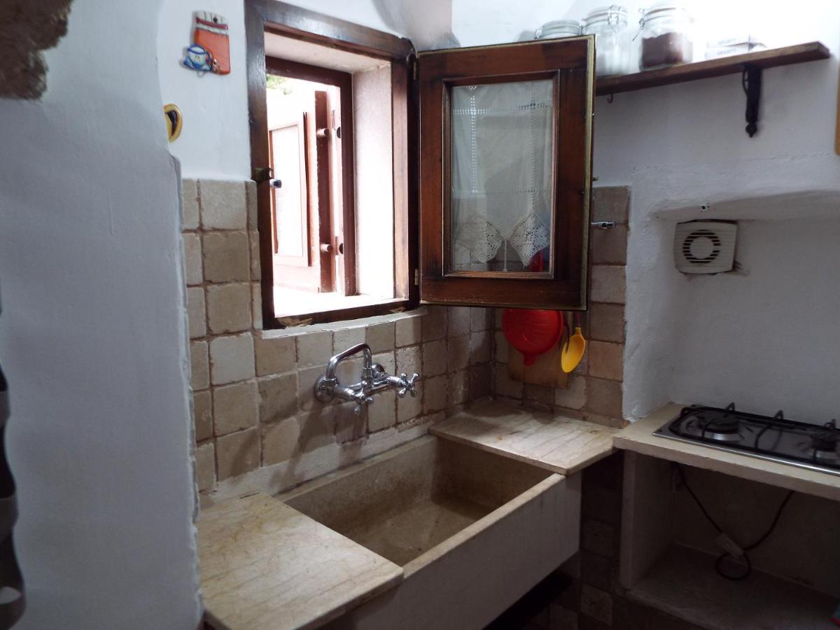 Elda Guest House Ostuni Bagian luar foto